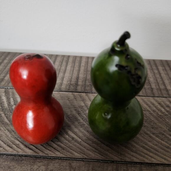 Vintage 2 Painted Bottleneck Gourds Small Red Green Fall Decorations - Picture 2 of 4